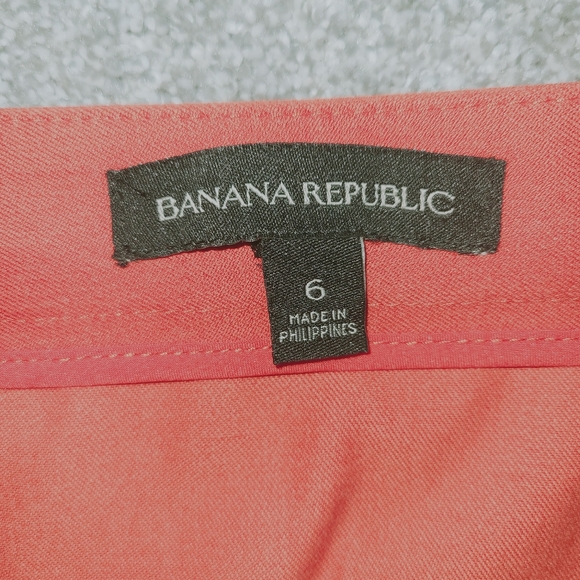 Banana Republic Red Pencil Skirt - Picture 3 of 4